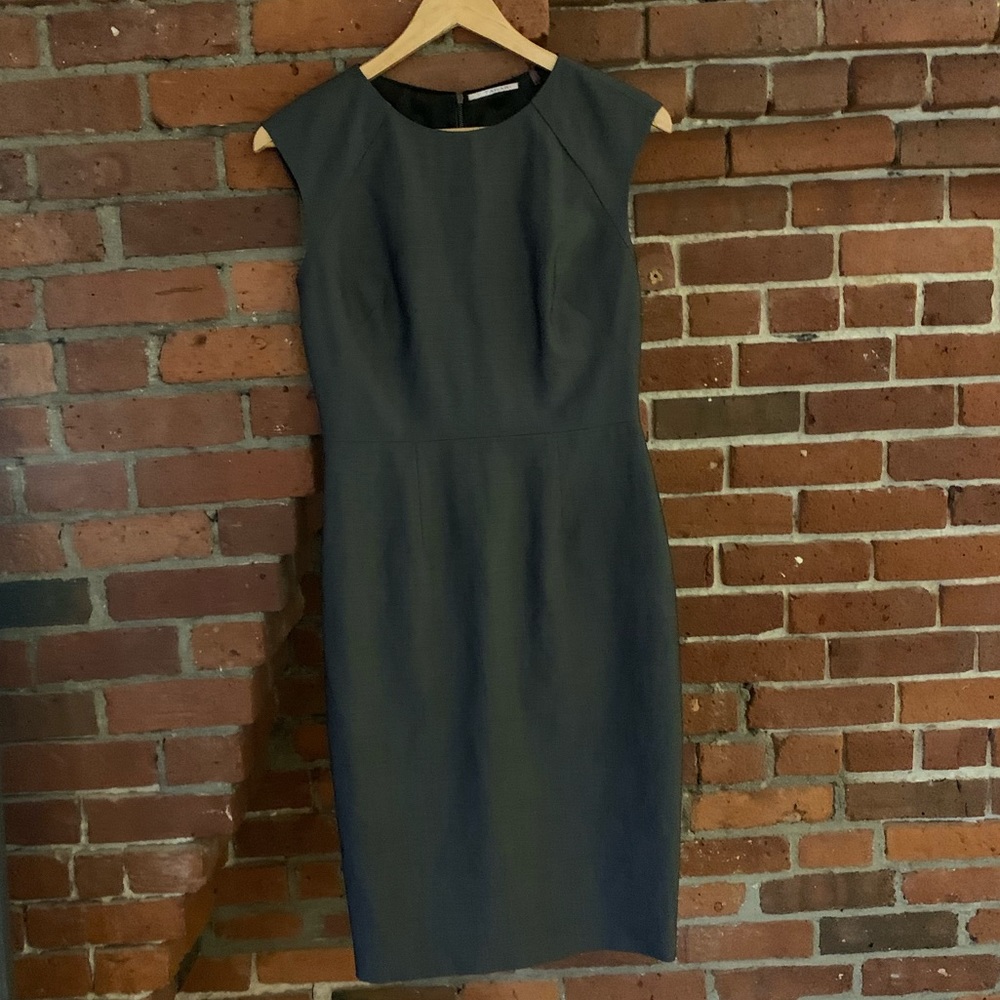 T Tahari Gray Sheath 4